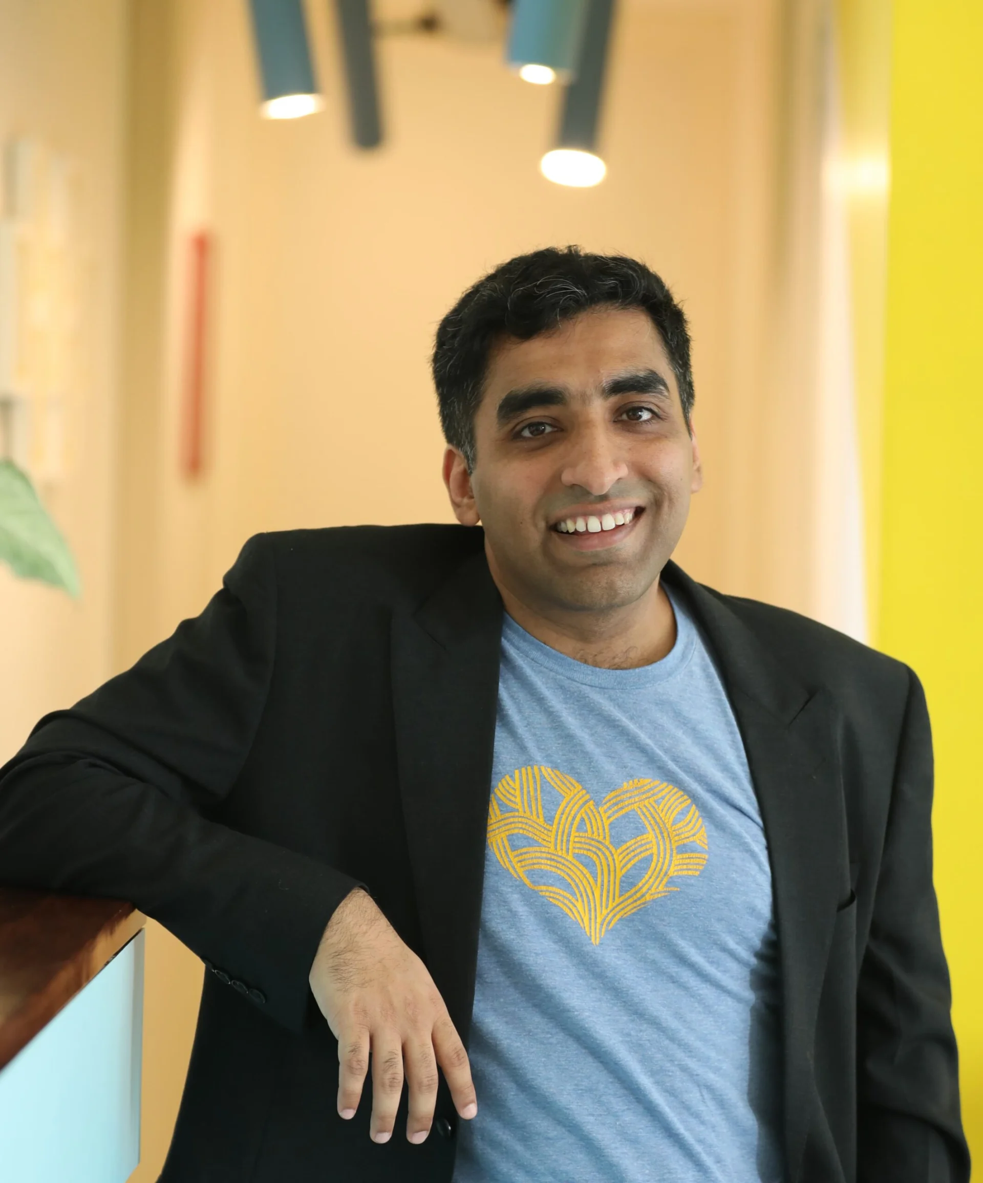 Portrait of Bhavesh Manglani, co-founder of Delhivery