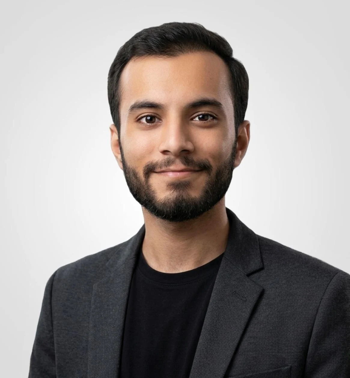Portrait of the article's author